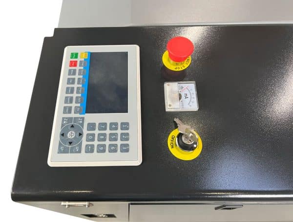 Produzione macchina laser CO2 - pannello di controllo