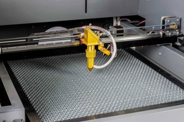 METAQUIP LITE2 Macchina laser CO2 all'interno