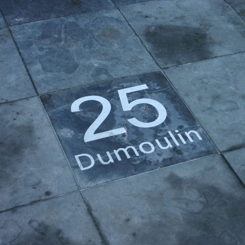 Incisione laser di pietra naturale con laser CO2